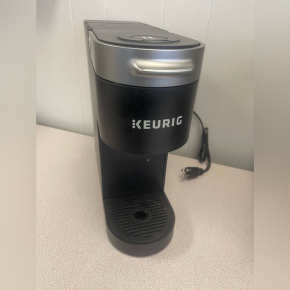 Keurig - Picture 1 of 3